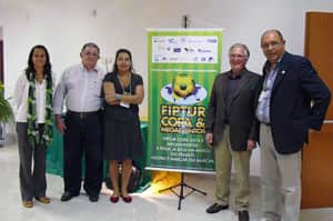 Palestrantes do FIPTUR Porto Seguro Megaeventos: Patricia , Eduardo Braga, Libia Macedo, J. Cocco, e Gorgonio organizador.