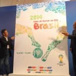 Embaixadores da FIFA revelam o cartaz oficial da Copa do Mundo 2014 no Brasil